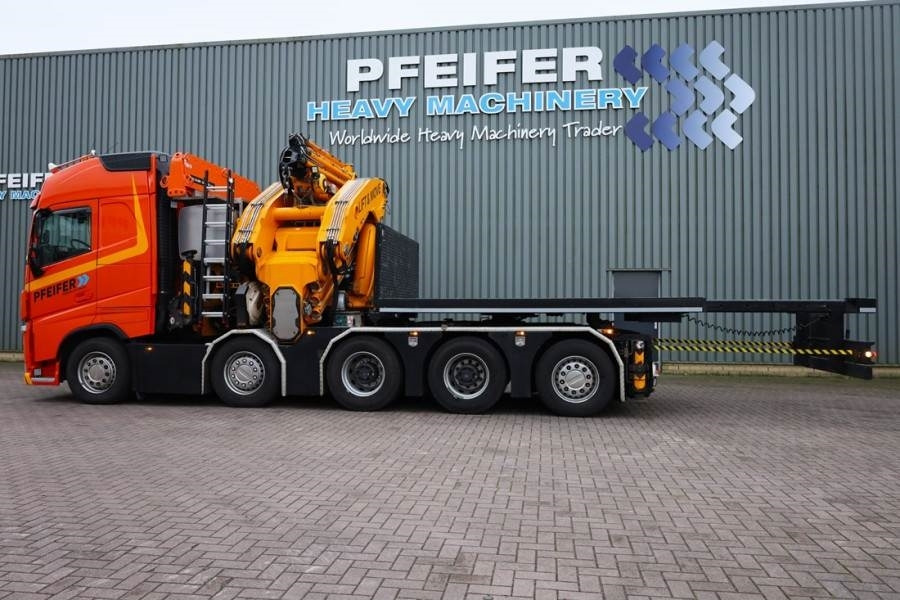 Volvo FH12 With Cormach 135tm Crane Volvo FH12 10x4 With - Allterrängkran: bild 3 Volvo FH12 With Cormach 135tm Crane Volvo FH12 10x4 With - Allterrängkran: bild 3