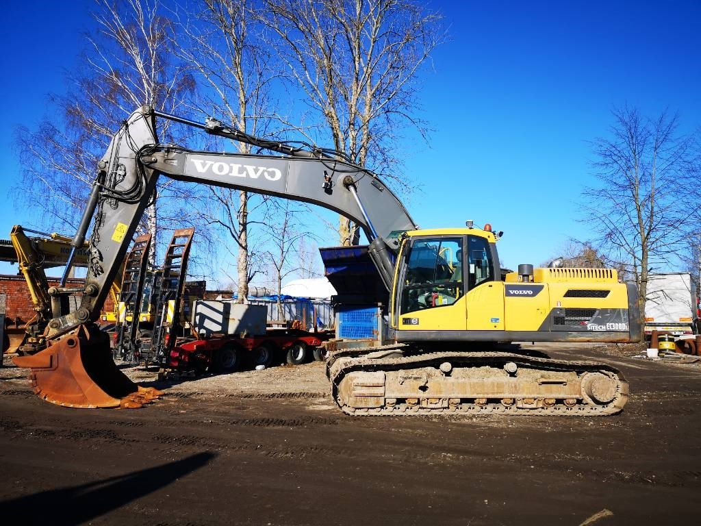 Volvo EC 300 D L - Bandgrävare: bild 1 Volvo EC 300 D L - Bandgrävare: bild 1