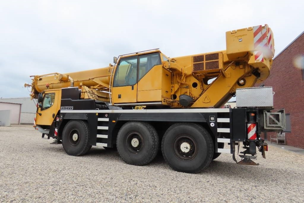 Liebherr LTM 1050-3.1 - Allterrängkran: bild 4 Liebherr LTM 1050-3.1 - Allterrängkran: bild 4