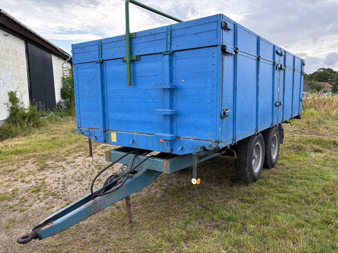 Gisebo - Traktorvagn: bild 1 Gisebo - Traktorvagn: bild 1