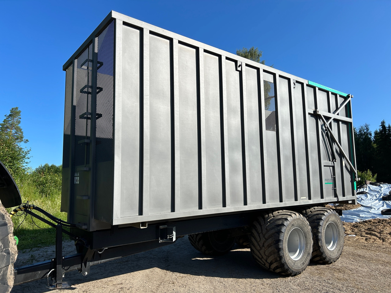 Hakarps ERT E18 - Traktorvagn: bild 1 Hakarps ERT E18 - Traktorvagn: bild 1