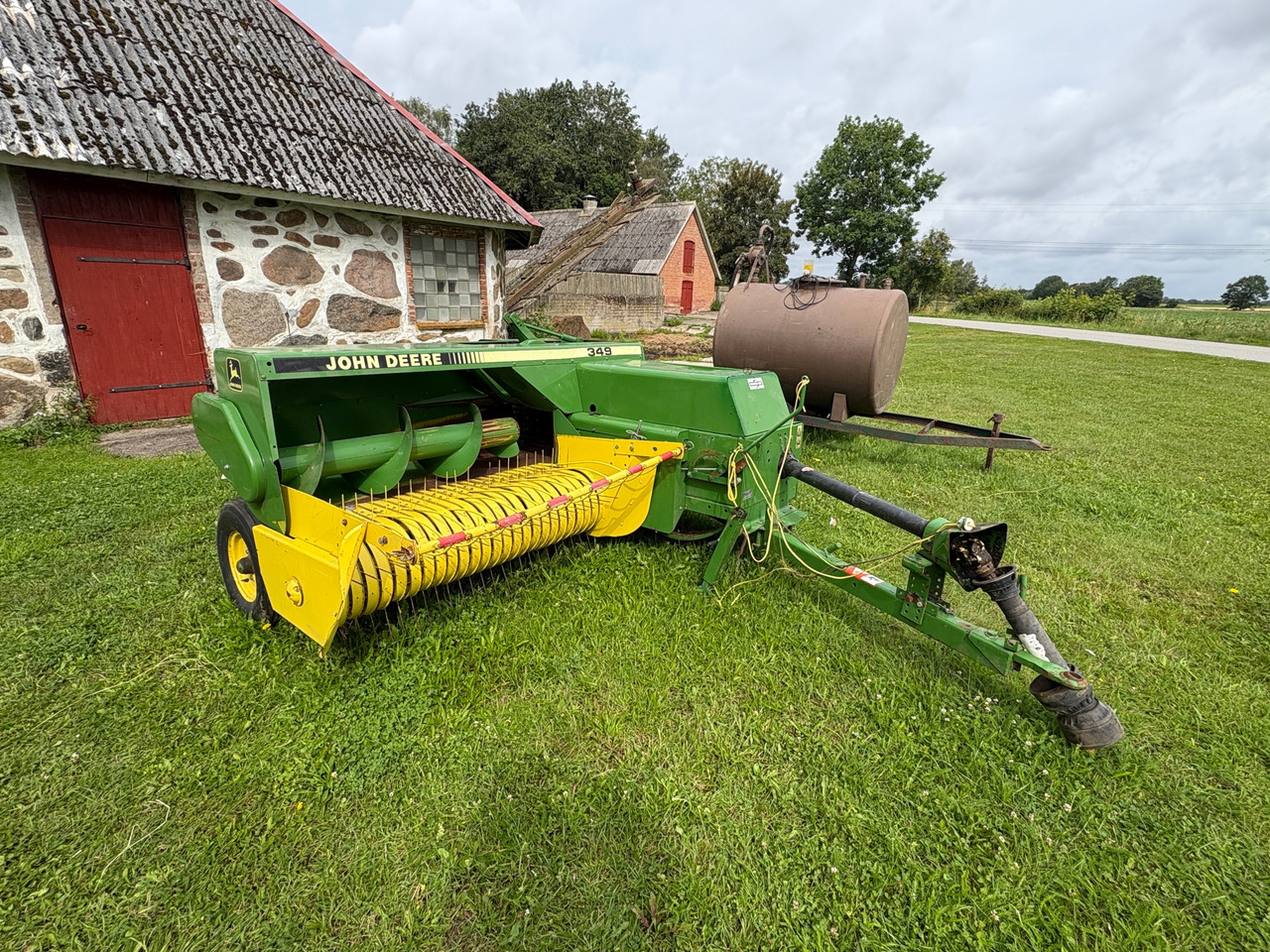 John Deere 349 - Rundbalspress: bild 1 John Deere 349 - Rundbalspress: bild 1