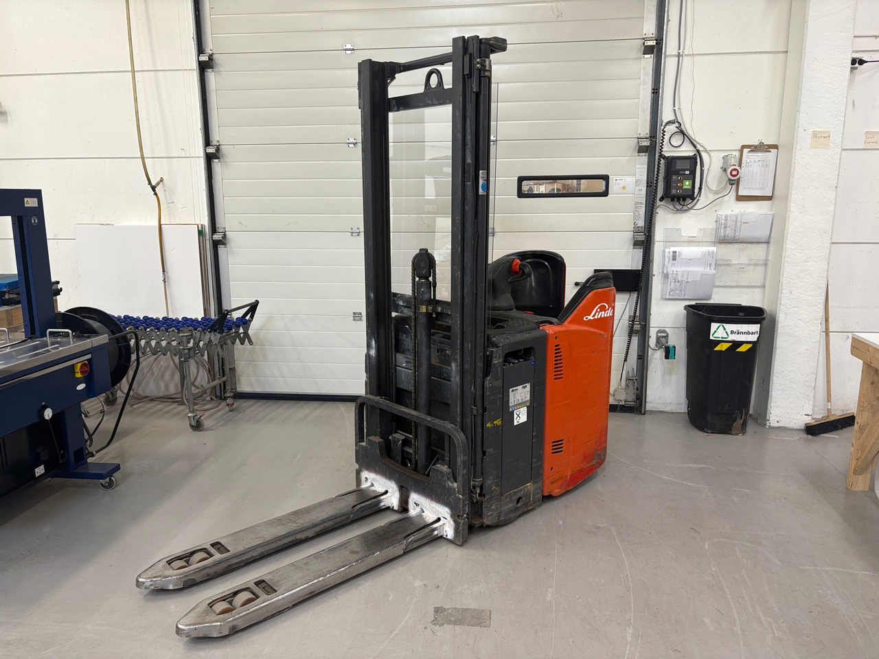 Linde L12 SP - Materialhanteringsutrustning: bild 1 Linde L12 SP - Materialhanteringsutrustning: bild 1
