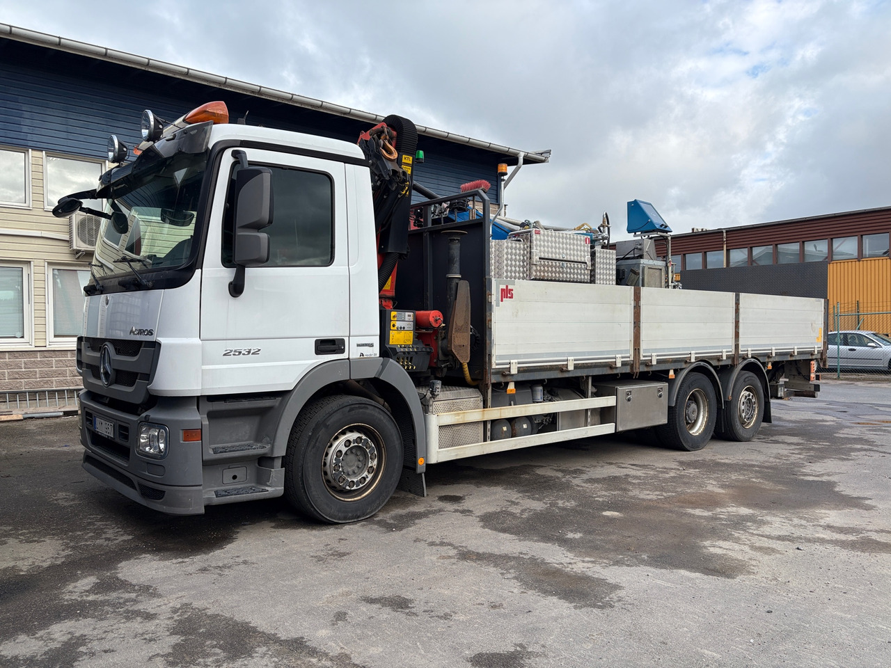 Mercedes-Benz Actros 2532 6x2 - Kranbil: bild 1 Mercedes-Benz Actros 2532 6x2 - Kranbil: bild 1