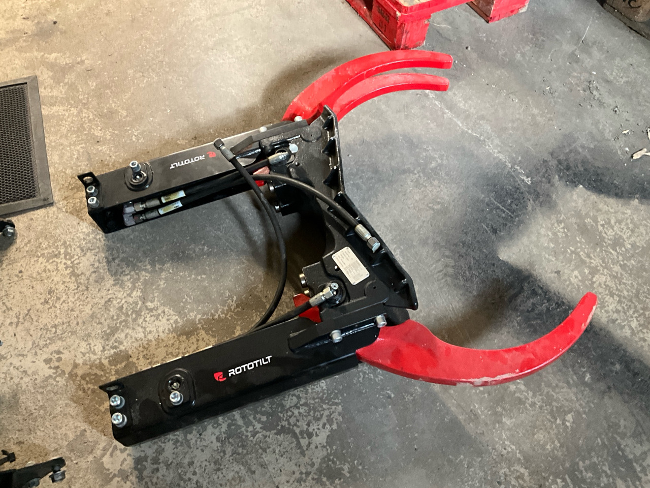 Rototilt RG600 - Entreprenadutrustning: bild 1 Rototilt RG600 - Entreprenadutrustning: bild 1