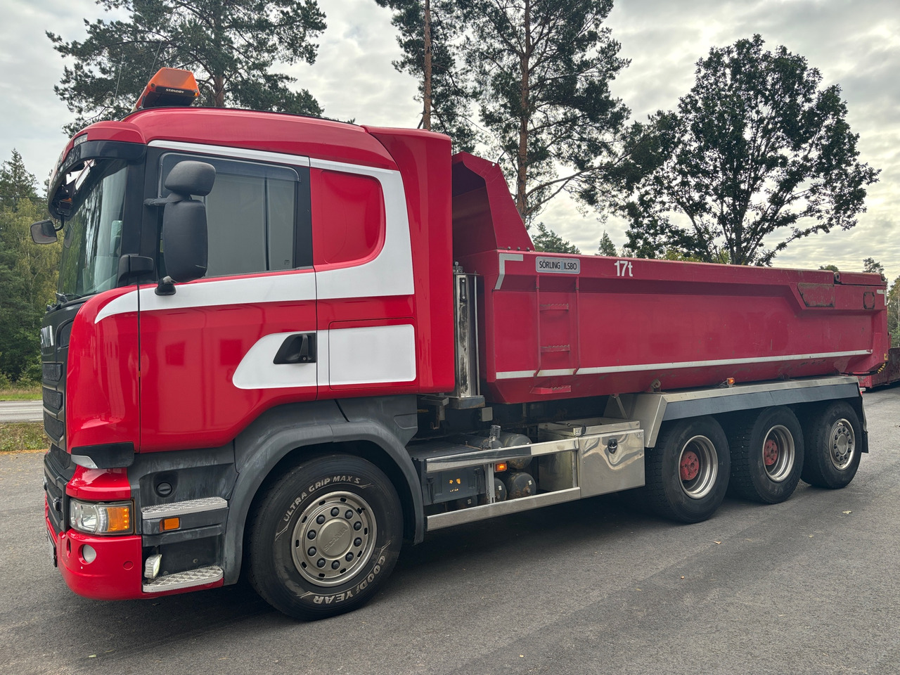 Scania R580 8X4 - Tippbil lastbil: bild 1 Scania R580 8X4 - Tippbil lastbil: bild 1
