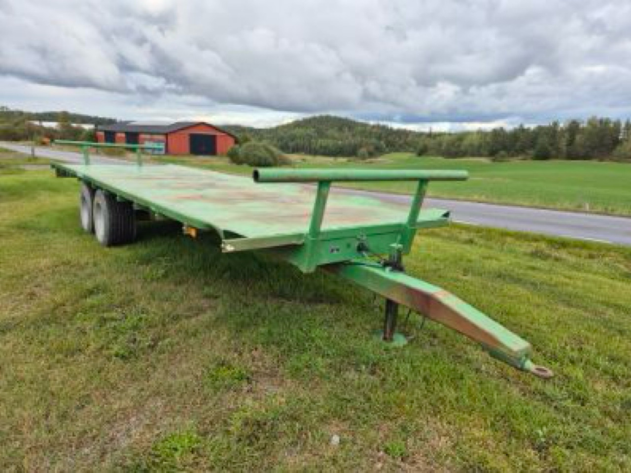 Utnäs Industri BV 13 B - Traktorvagn: bild 1 Utnäs Industri BV 13 B - Traktorvagn: bild 1