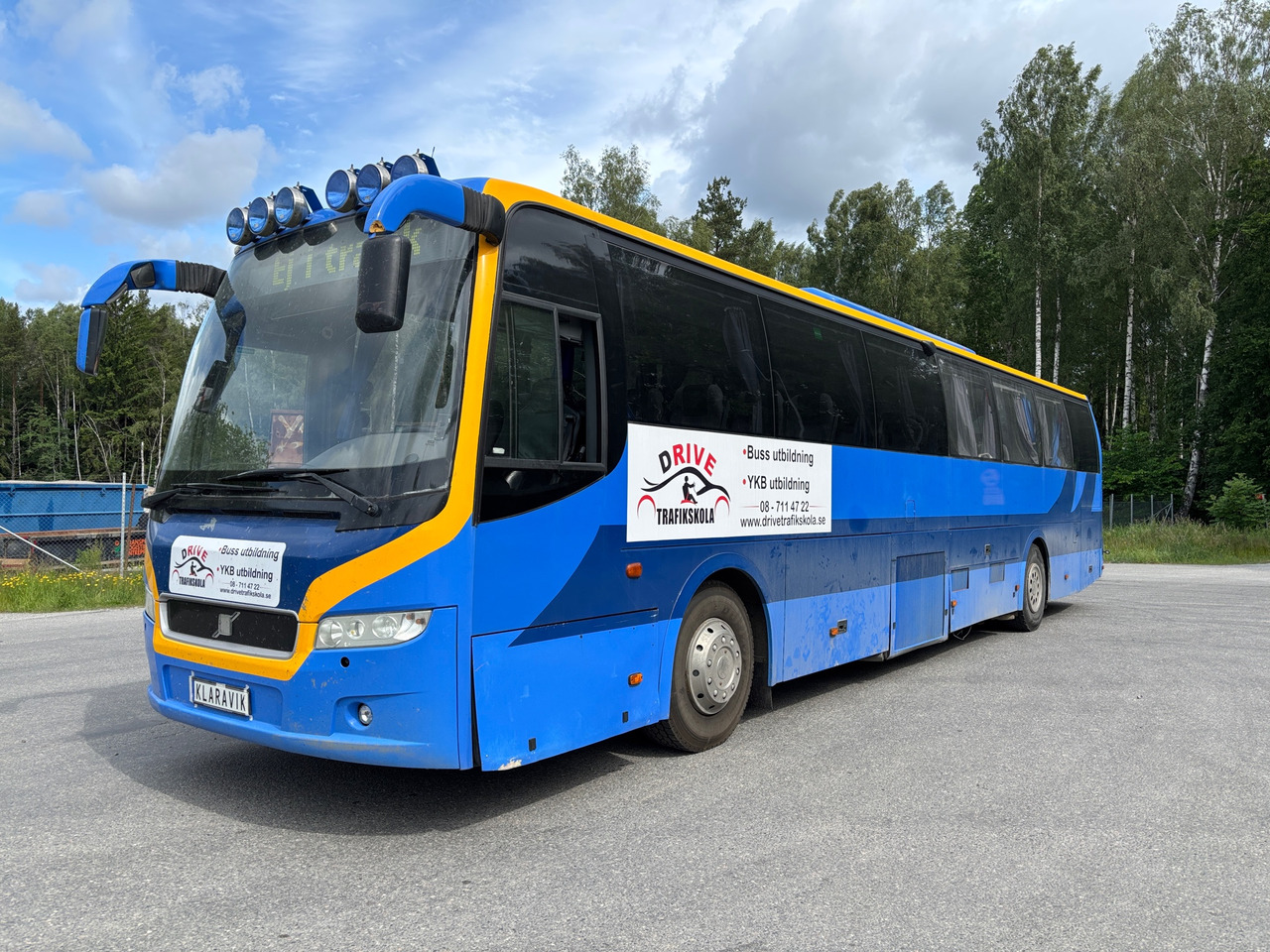 Volvo B12M 4X2 9700S - Minibuss, Persontransport: bild 1 Volvo B12M 4X2 9700S - Minibuss, Persontransport: bild 1