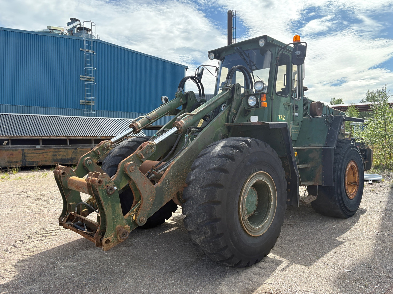 Volvo BM L120 - Hjullastare: bild 1 Volvo BM L120 - Hjullastare: bild 1