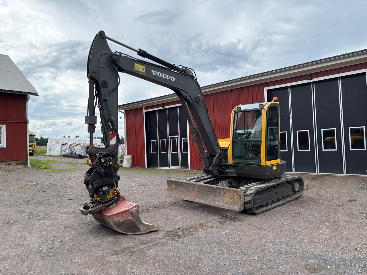 Volvo ECR88Plus - Grävmaskin: bild 1 Volvo ECR88Plus - Grävmaskin: bild 1