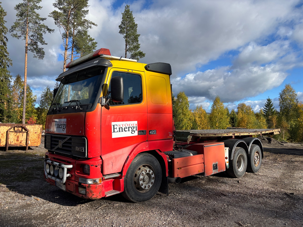 Volvo FH12 - Lastväxlare lastbil: bild 1 Volvo FH12 - Lastväxlare lastbil: bild 1