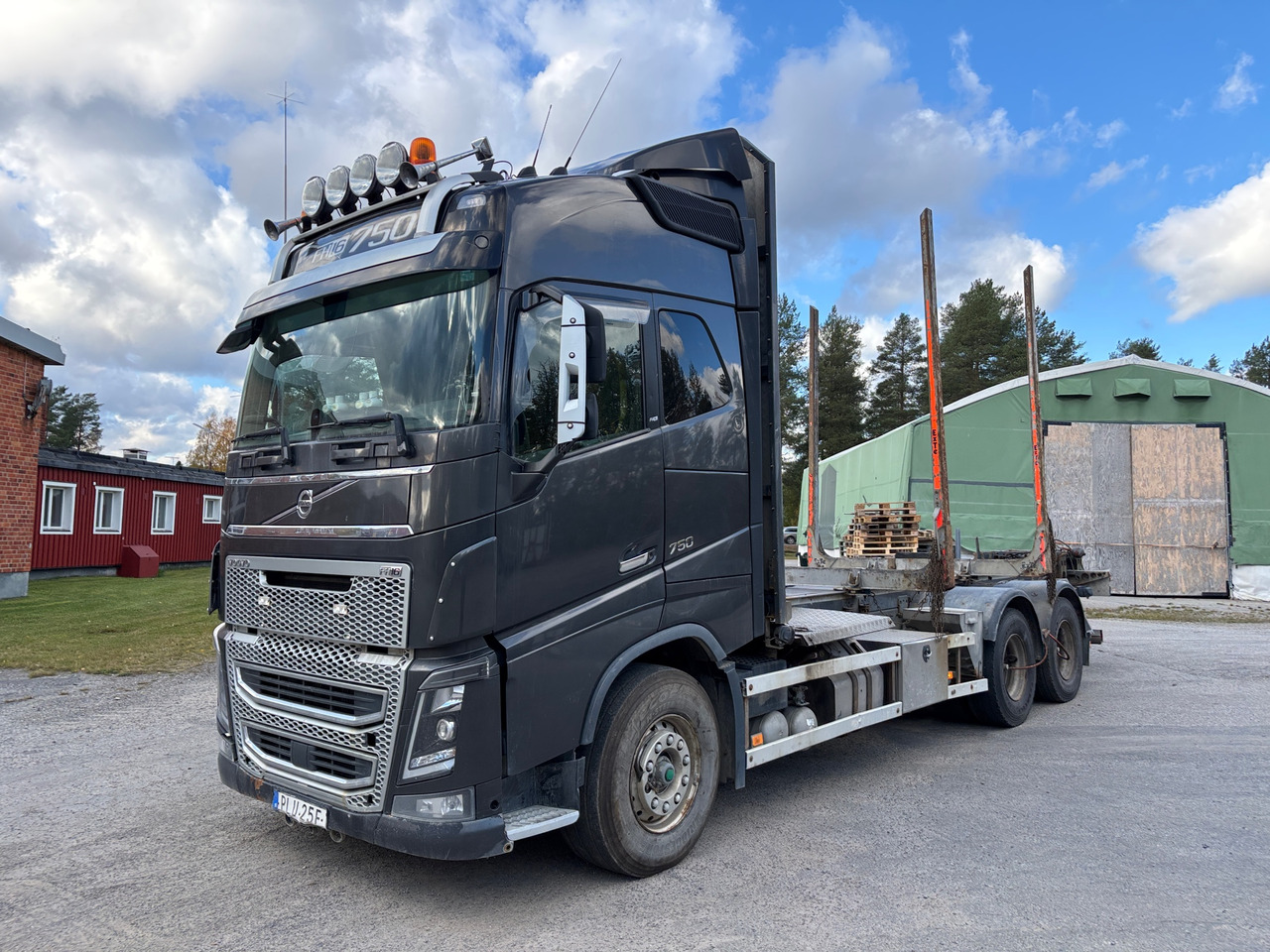 Volvo FH16 - Timmerbil: bild 1 Volvo FH16 - Timmerbil: bild 1