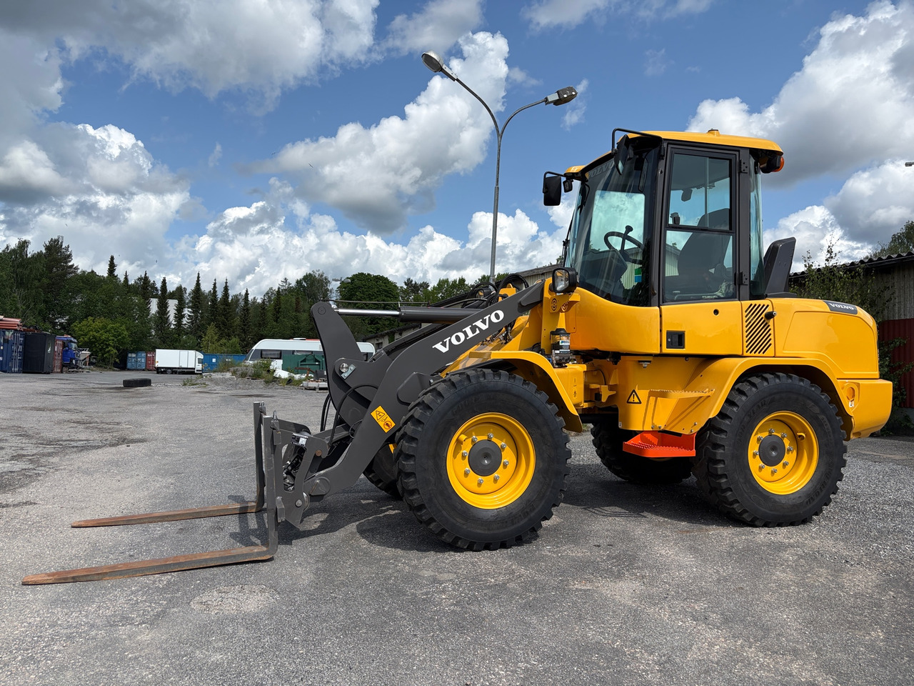 Volvo L30G - Hjullastare: bild 1 Volvo L30G - Hjullastare: bild 1