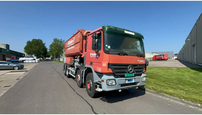 Mercedes-Benz Actros 4141 Mercedes 4141 8x4 full steel INOX tank - Sugbil: bild 4 Mercedes-Benz Actros 4141 Mercedes 4141 8x4 full steel INOX tank - Sugbil: bild 4