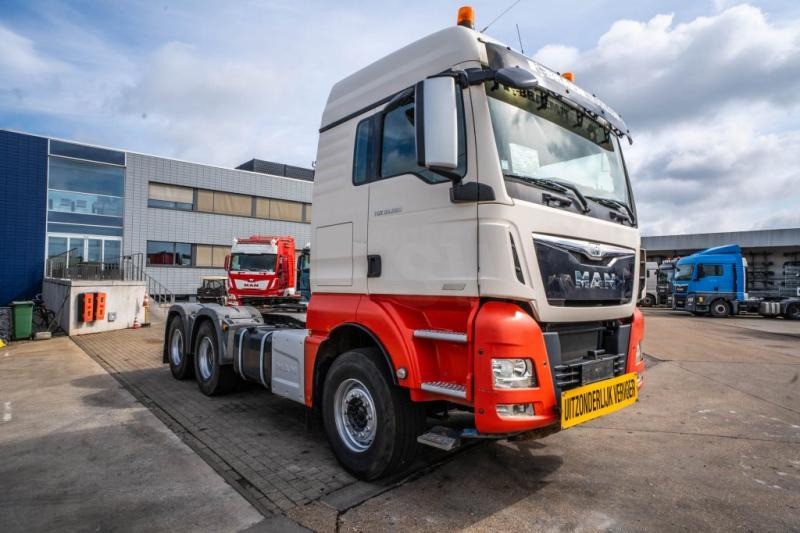 MAN TGX 33.560 XLX BLS+BIG AXLES+INTARDER - Dragbil: bild 2 MAN TGX 33.560 XLX BLS+BIG AXLES+INTARDER - Dragbil: bild 2