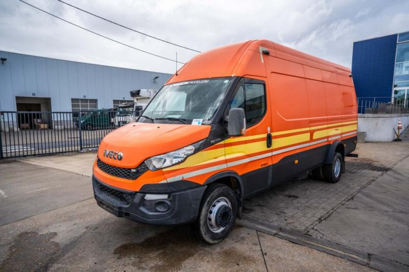 Iveco DAILY 70C170 +Dhollandia - Skåpbil: bild 1 Iveco DAILY 70C170 +Dhollandia - Skåpbil: bild 1