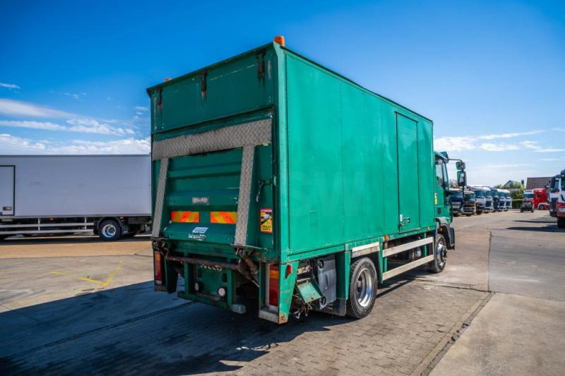 Iveco EUROCARGO 120E18 - Lastbil med skåp: bild 4 Iveco EUROCARGO 120E18 - Lastbil med skåp: bild 4