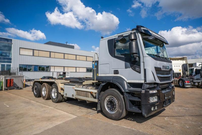 Iveco X-WAY 460 - Lastväxlare lastbil: bild 2 Iveco X-WAY 460 - Lastväxlare lastbil: bild 2