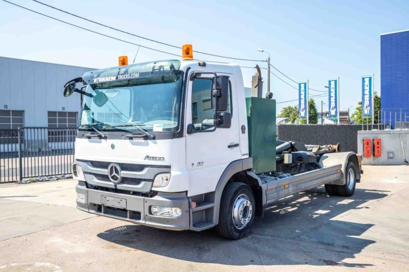 Mercedes ATEGO 1222 K - Lastväxlare lastbil: bild 5 Mercedes ATEGO 1222 K - Lastväxlare lastbil: bild 5