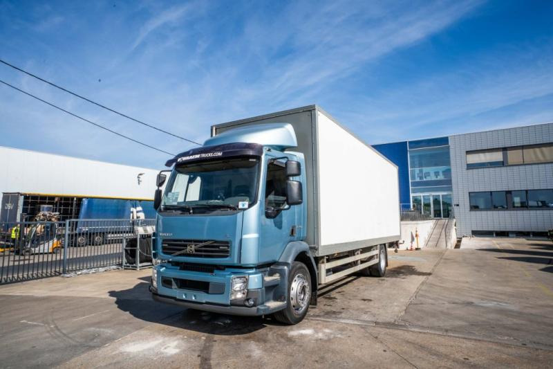 Volvo FL 240 (18t) + DHOLLANDIA 1.5T - Lastbil med skåp: bild 1 Volvo FL 240 (18t) + DHOLLANDIA 1.5T - Lastbil med skåp: bild 1