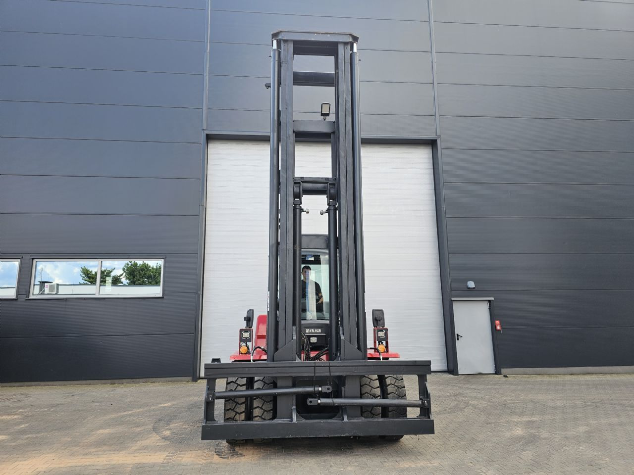 Kalmar DCG150-12 - DREHSITZ - Dieseltruck: bild 2 Kalmar DCG150-12 - DREHSITZ - Dieseltruck: bild 2