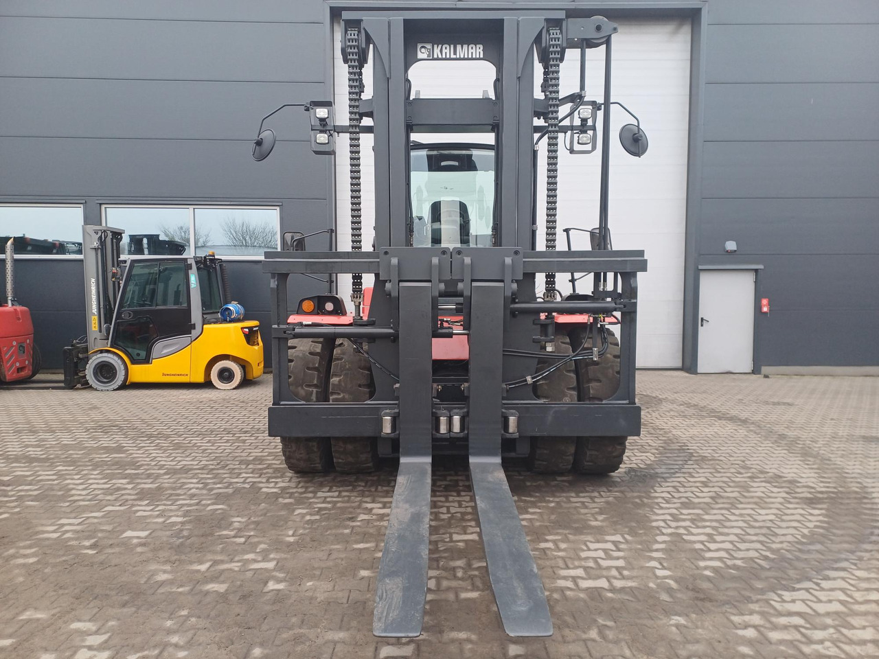 Kalmar DCG250-12LB - Dieseltruck: bild 5 Kalmar DCG250-12LB - Dieseltruck: bild 5