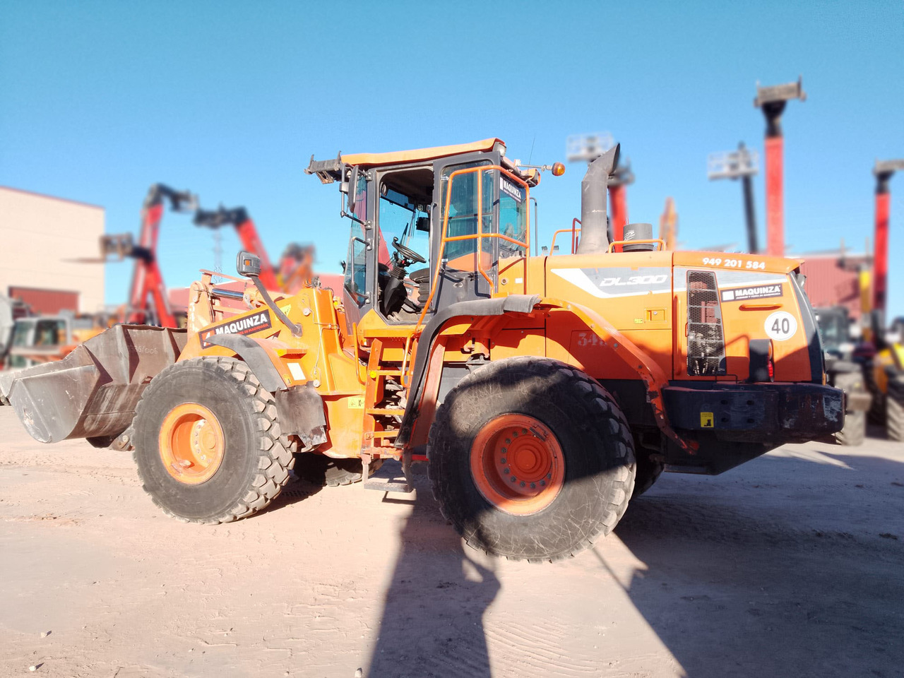 DOOSAN DL300-5 - Hjullastare: bild 2 DOOSAN DL300-5 - Hjullastare: bild 2