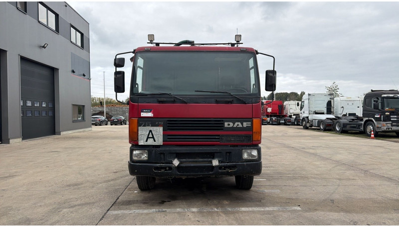 DAF 75 ATI 270 (10500 L / MANUAL PUMP / MANUAL GEARBOX / STEEL SUSP. / LAMES / POMPE MANUELLE) - Sugbil: bild 3 DAF 75 ATI 270 (10500 L / MANUAL PUMP / MANUAL GEARBOX / STEEL SUSP. / LAMES / POMPE MANUELLE) - Sugbil: bild 3