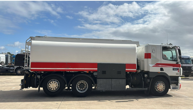 DAF CF 85.430 (20270 LITERS / EURO 3 / TOP CONDITION !!! / PARFAIT ETAT / 6X2 / BOITE MANUELLE) - Tankbil: bild 4 DAF CF 85.430 (20270 LITERS / EURO 3 / TOP CONDITION !!! / PARFAIT ETAT / 6X2 / BOITE MANUELLE) - Tankbil: bild 4