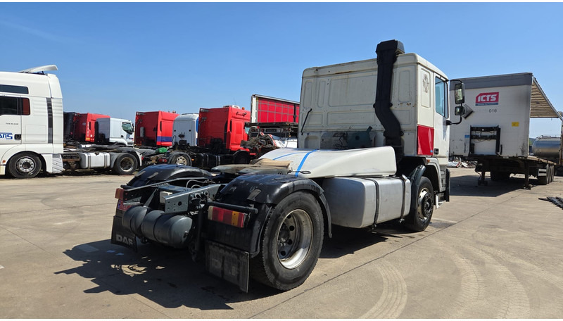 DAF 95 ATI 400 (EURO 2 / MANUAL PUMP / MANUAL GEARBOX / POMPE MANUELLE) - Dragbil: bild 4 DAF 95 ATI 400 (EURO 2 / MANUAL PUMP / MANUAL GEARBOX / POMPE MANUELLE) - Dragbil: bild 4