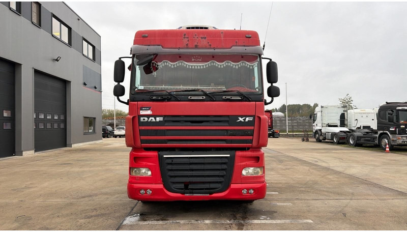 DAF XF 105.460 (BOITE MANUELLE / MANUAL GEARBOX) - Dragbil: bild 3 DAF XF 105.460 (BOITE MANUELLE / MANUAL GEARBOX) - Dragbil: bild 3