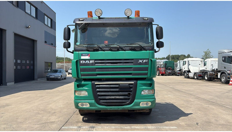 DAF XF 105.510 (6X4 / BIG AXLE / GRAND PONT / 2 PONTS / TRES PROPRE / CLEAN CONDITION) - Dragbil: bild 2 DAF XF 105.510 (6X4 / BIG AXLE / GRAND PONT / 2 PONTS / TRES PROPRE / CLEAN CONDITION) - Dragbil: bild 2