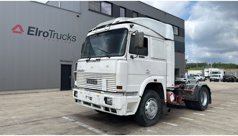 Iveco Turbostar 190 - 36 (6 CYLINDRE EN LIGNE / 6 CYLINDER / WATER COOLING / REFROIDISSEMENT D'EAU) - Dragbil: bild 1 Iveco Turbostar 190 - 36 (6 CYLINDRE EN LIGNE / 6 CYLINDER / WATER COOLING / REFROIDISSEMENT D'EAU) - Dragbil: bild 1