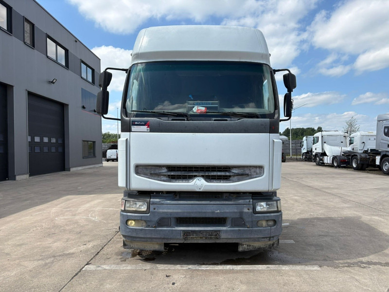 Renault Premium 420 (BOITE MANUELLE / MANUAL GEARBOX / PTO) - Dragbil: bild 2 Renault Premium 420 (BOITE MANUELLE / MANUAL GEARBOX / PTO) - Dragbil: bild 2