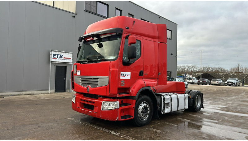 Renault Premium 450 (BOITE MANUELLE / MANUAL GEARBOX) - Dragbil: bild 1 Renault Premium 450 (BOITE MANUELLE / MANUAL GEARBOX) - Dragbil: bild 1