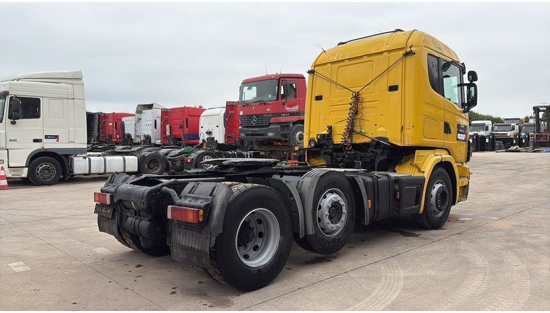 Scania 124-420 (6X2 / 8 TYRES / ORIGINAL TRACTOR UNIT / FRONT STEEL) - Dragbil: bild 5 Scania 124-420 (6X2 / 8 TYRES / ORIGINAL TRACTOR UNIT / FRONT STEEL) - Dragbil: bild 5