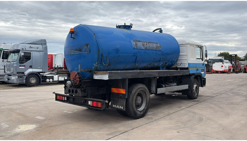 MAN 18.232 (MANUAL PUMP / POMPE MANUELLE / 11.000L) - Sugbil: bild 5 MAN 18.232 (MANUAL PUMP / POMPE MANUELLE / 11.000L) - Sugbil: bild 5