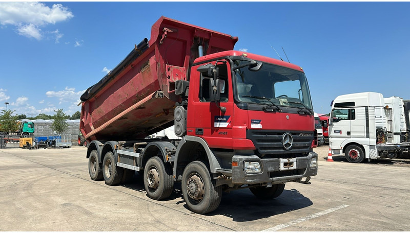 Mercedes-Benz Actros 4141 (8X6 / LAMES / STEEL / BIG AXLE / GRAND PONT / TAMBOURS / MANUAL GETRIEBE / MANUAL GEARBOX) - Tippbil lastbil: bild 3 Mercedes-Benz Actros 4141 (8X6 / LAMES / STEEL / BIG AXLE / GRAND PONT / TAMBOURS / MANUAL GETRIEBE / MANUAL GEARBOX) - Tippbil lastbil: bild 3