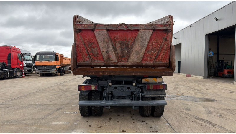 Mercedes-Benz Actros 4143 (GRAND PONT / BOITE MANUELLE / LAMES / 8X4 / STEEL SUSP.) - Tippbil lastbil: bild 5 Mercedes-Benz Actros 4143 (GRAND PONT / BOITE MANUELLE / LAMES / 8X4 / STEEL SUSP.) - Tippbil lastbil: bild 5