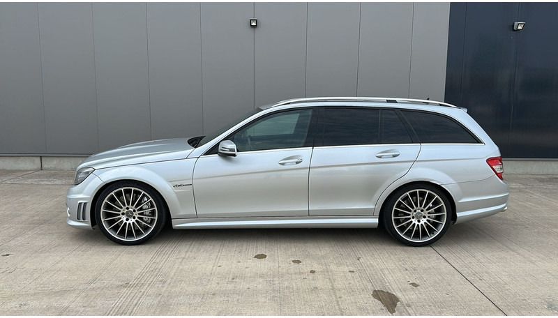 Mercedes-Benz C-Klasse 63 AMG (LICHTE VRACHT / BELGISCHE WAGEN / V8 / OPEN DAK) - Personbil: bild 5 Mercedes-Benz C-Klasse 63 AMG (LICHTE VRACHT / BELGISCHE WAGEN / V8 / OPEN DAK) - Personbil: bild 5