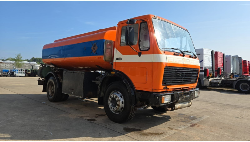 Mercedes-Benz SK 1619 (12.400L / GERMAN TRUCK / CAMION ALLEMAGNE / LAMES / GRAND PONT / V6) - Tankbil: bild 3 Mercedes-Benz SK 1619 (12.400L / GERMAN TRUCK / CAMION ALLEMAGNE / LAMES / GRAND PONT / V6) - Tankbil: bild 3