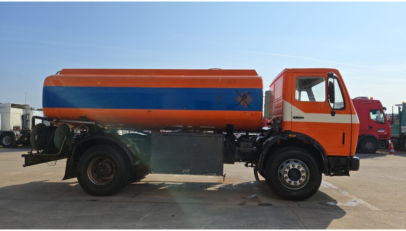 Mercedes-Benz SK 1619 (12.400L / GERMAN TRUCK / CAMION ALLEMAGNE / LAMES / GRAND PONT / V6) - Tankbil: bild 4 Mercedes-Benz SK 1619 (12.400L / GERMAN TRUCK / CAMION ALLEMAGNE / LAMES / GRAND PONT / V6) - Tankbil: bild 4