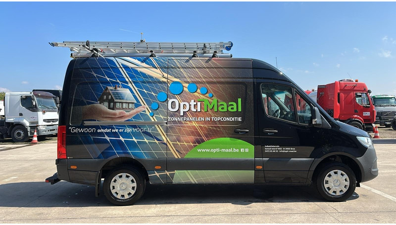 Mercedes-Benz Sprinter 317 (AUTOMAAT / AIRCO / MBUX / L2H2 / TREKHAAK / CAMERA + PARKEERSENSOREN / 3 ZITPLAATSEN) - Skåpbil: bild 5 Mercedes-Benz Sprinter 317 (AUTOMAAT / AIRCO / MBUX / L2H2 / TREKHAAK / CAMERA + PARKEERSENSOREN / 3 ZITPLAATSEN) - Skåpbil: bild 5