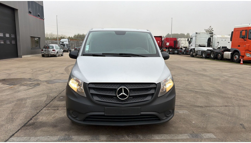 Mercedes-Benz Vito 114 CDI (TREKHAAK / 3 PL / NAVI / CAMERA / AIRCO / CRUISE CONTROL) - Små skåpbil: bild 2 Mercedes-Benz Vito 114 CDI (TREKHAAK / 3 PL / NAVI / CAMERA / AIRCO / CRUISE CONTROL) - Små skåpbil: bild 2