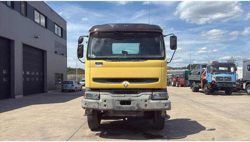 Renault KERAX 420 (BOITE MANUELLE / 8X4 / LAMES / MANUAL GEARBOX) - Chassi lastbil: bild 2 Renault KERAX 420 (BOITE MANUELLE / 8X4 / LAMES / MANUAL GEARBOX) - Chassi lastbil: bild 2