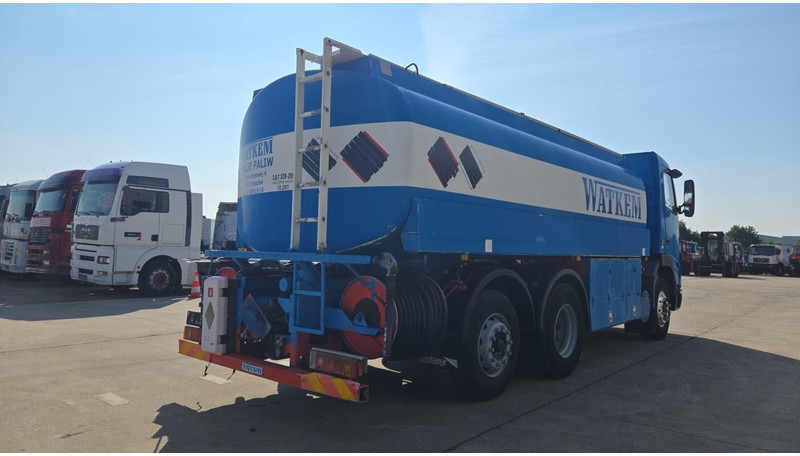 Volvo FH 12.380 (20.100 LITERS / PARFAIT ETAT / TOP CONDITION !!! / 6X2 / BOITE MANUELLE) - Tankbil: bild 5 Volvo FH 12.380 (20.100 LITERS / PARFAIT ETAT / TOP CONDITION !!! / 6X2 / BOITE MANUELLE) - Tankbil: bild 5