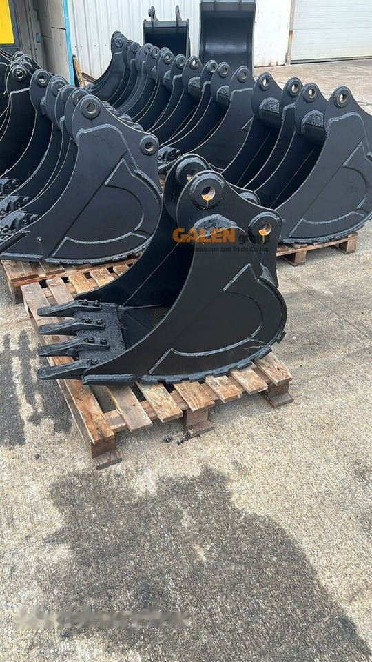 Caterpillar 305 Digging Bucket - Grävmaskinsskopa: bild 1 Caterpillar 305 Digging Bucket - Grävmaskinsskopa: bild 1