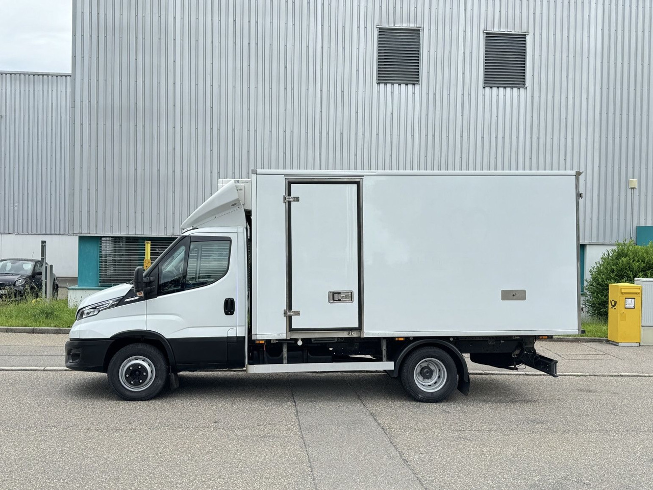 Iveco Daily 72-180 Tiefkühl TK V-500 -32°/+32° Air-Pro - Kylbil: bild 4 Iveco Daily 72-180 Tiefkühl TK V-500 -32°/+32° Air-Pro - Kylbil: bild 4
