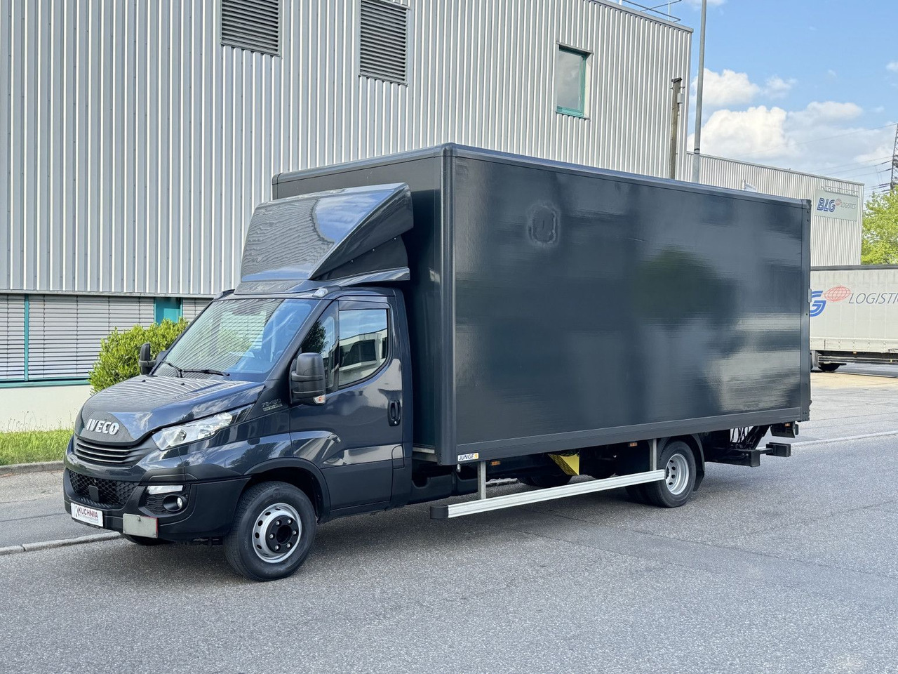 Iveco Daily 72c180 Hi-Matic Koffer LBW Luftgef. Klima - Volymskåp: bild 3 Iveco Daily 72c180 Hi-Matic Koffer LBW Luftgef. Klima - Volymskåp: bild 3