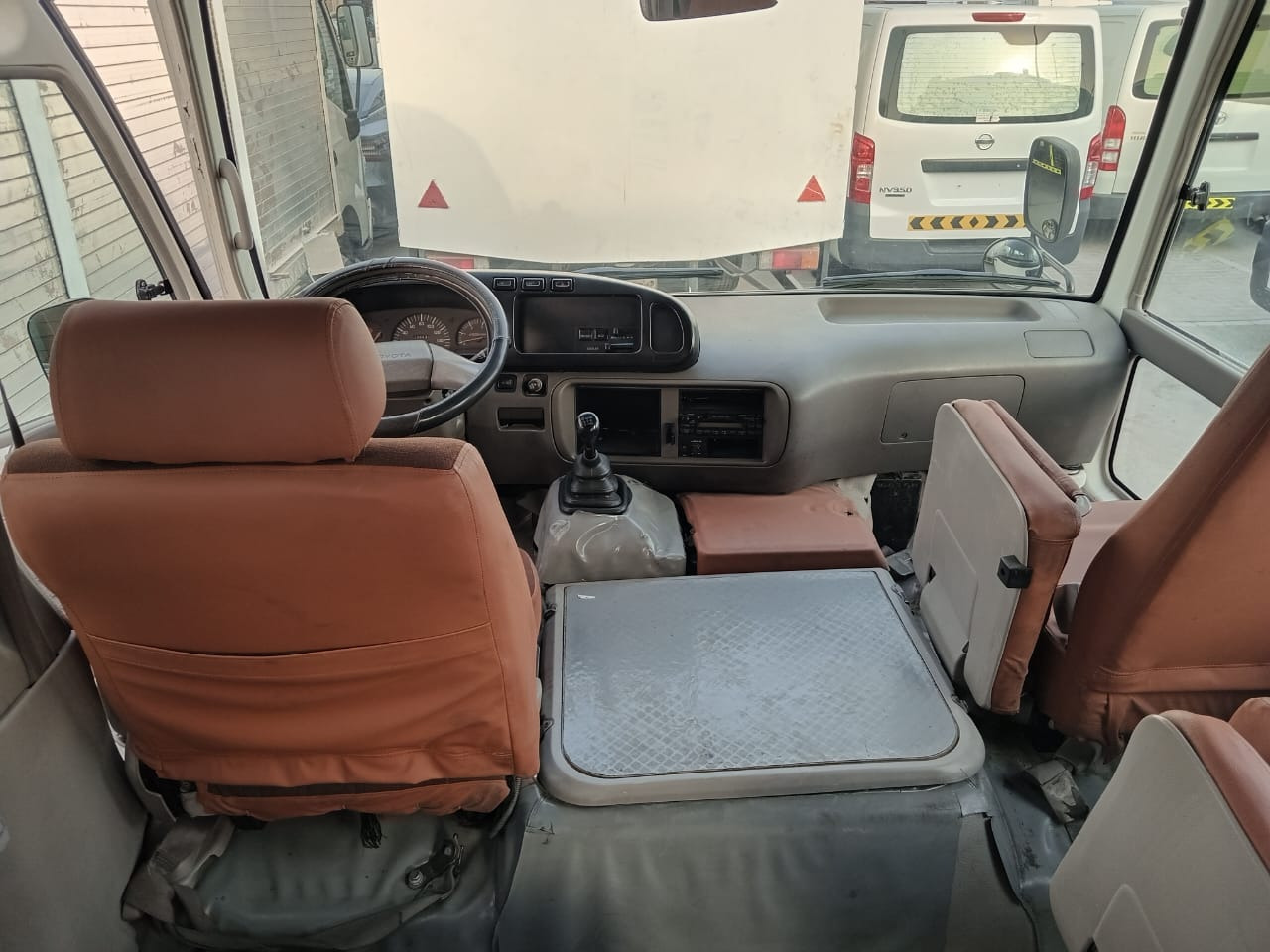 TOYOTA Coaster ... 30 places - diesel - climatisé ... BELGIQUE.. - Minibuss, Persontransport: bild 5 TOYOTA Coaster ... 30 places - diesel - climatisé ... BELGIQUE.. - Minibuss, Persontransport: bild 5